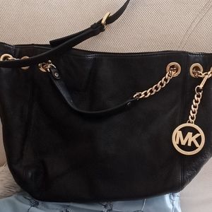 Michael Kors bkack hobo handbag